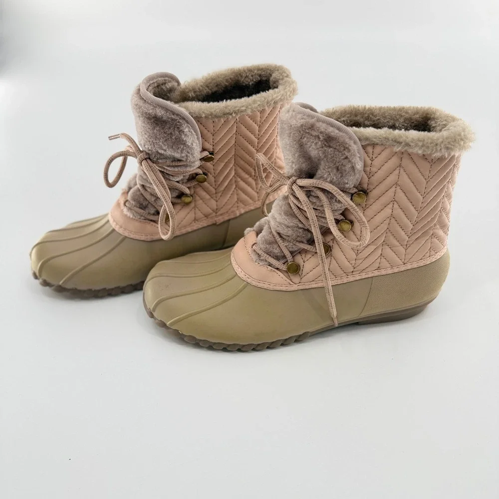 NWT Baretraps Flash Duck Boots Size 7 Weatherproof Quilted Faux Fur Blush Pink